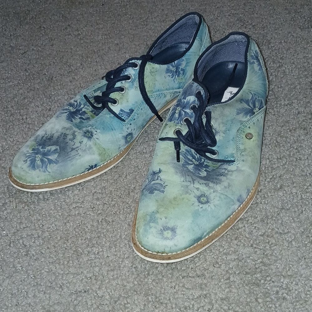 Steve Madden Original Style Prosper Leather Blue Floral Print Shoes Sz 8
